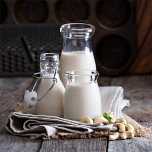 Cách làm sữa hạt điều đơn giản mà ngon tại nhà
